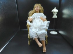 17" BLONDE ASHTON DRAKE ON THE WINGS OF PROMISE PORCELAIN ANGEL DOLL, WHITE OUTFIT